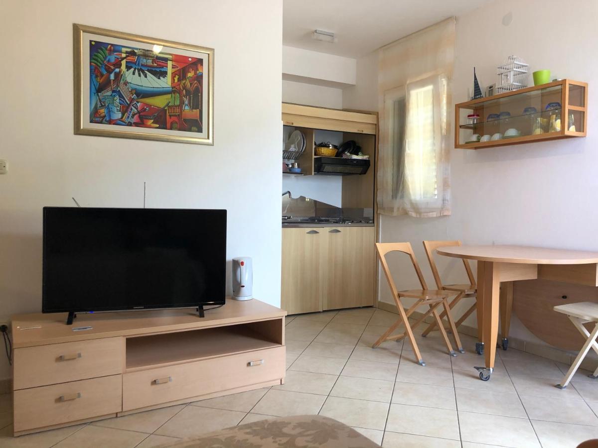 Apartments Josip Bol Bagian luar foto