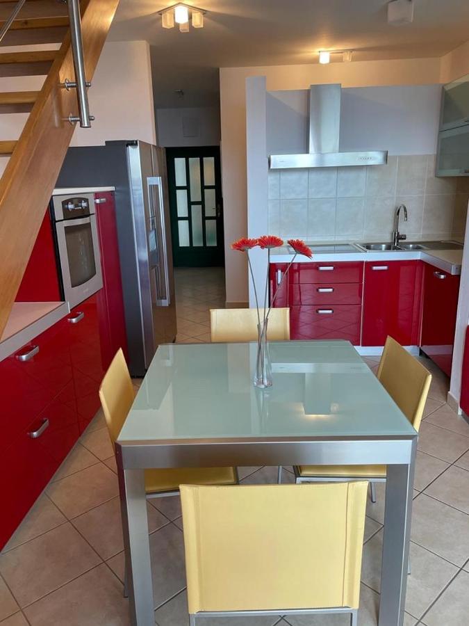 Apartments Josip Bol Bagian luar foto
