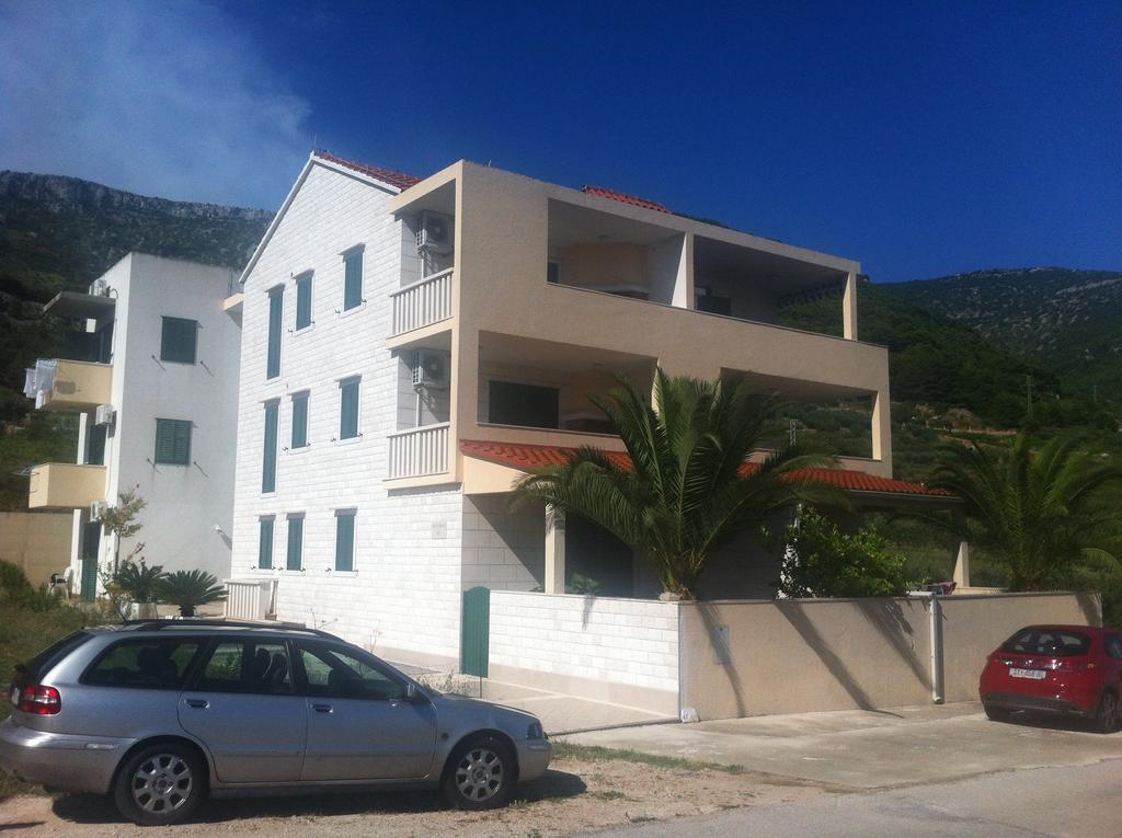 Apartments Josip Bol Bagian luar foto